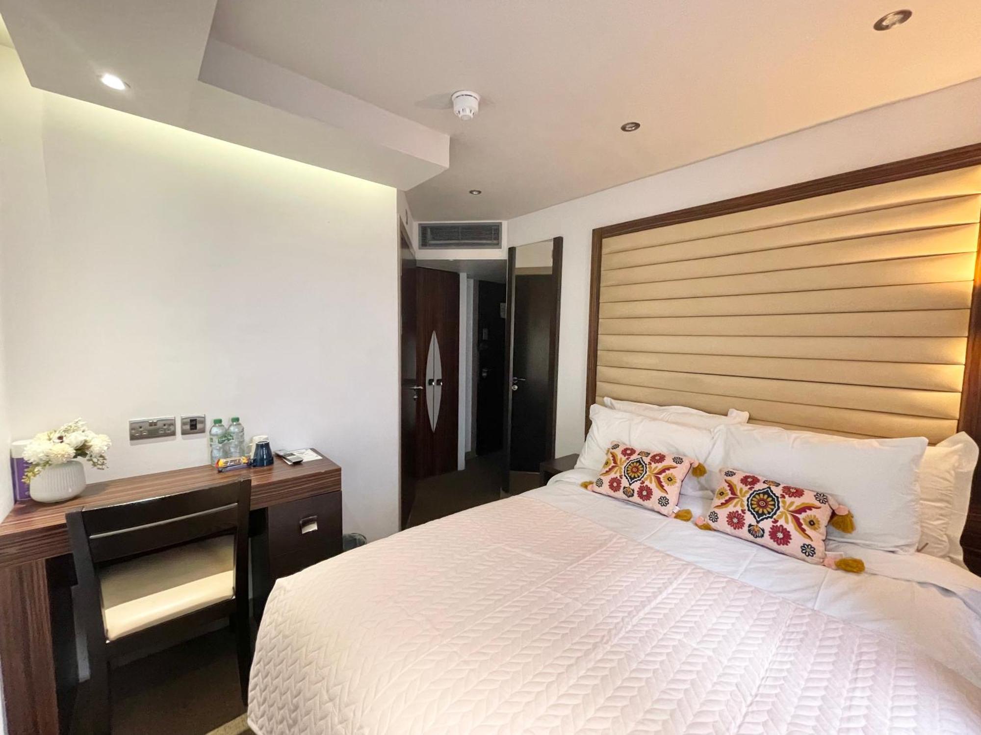 Maitrise Hotel Londra Dış mekan fotoğraf