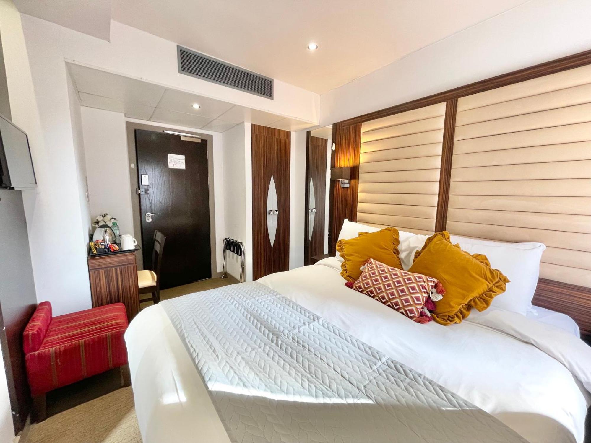 Maitrise Hotel Londra Dış mekan fotoğraf